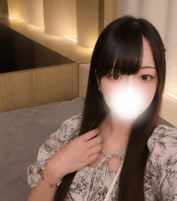 もね★ガチ可愛い現役大学生★
