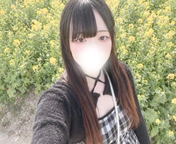もね★ガチ可愛い現役大学生★